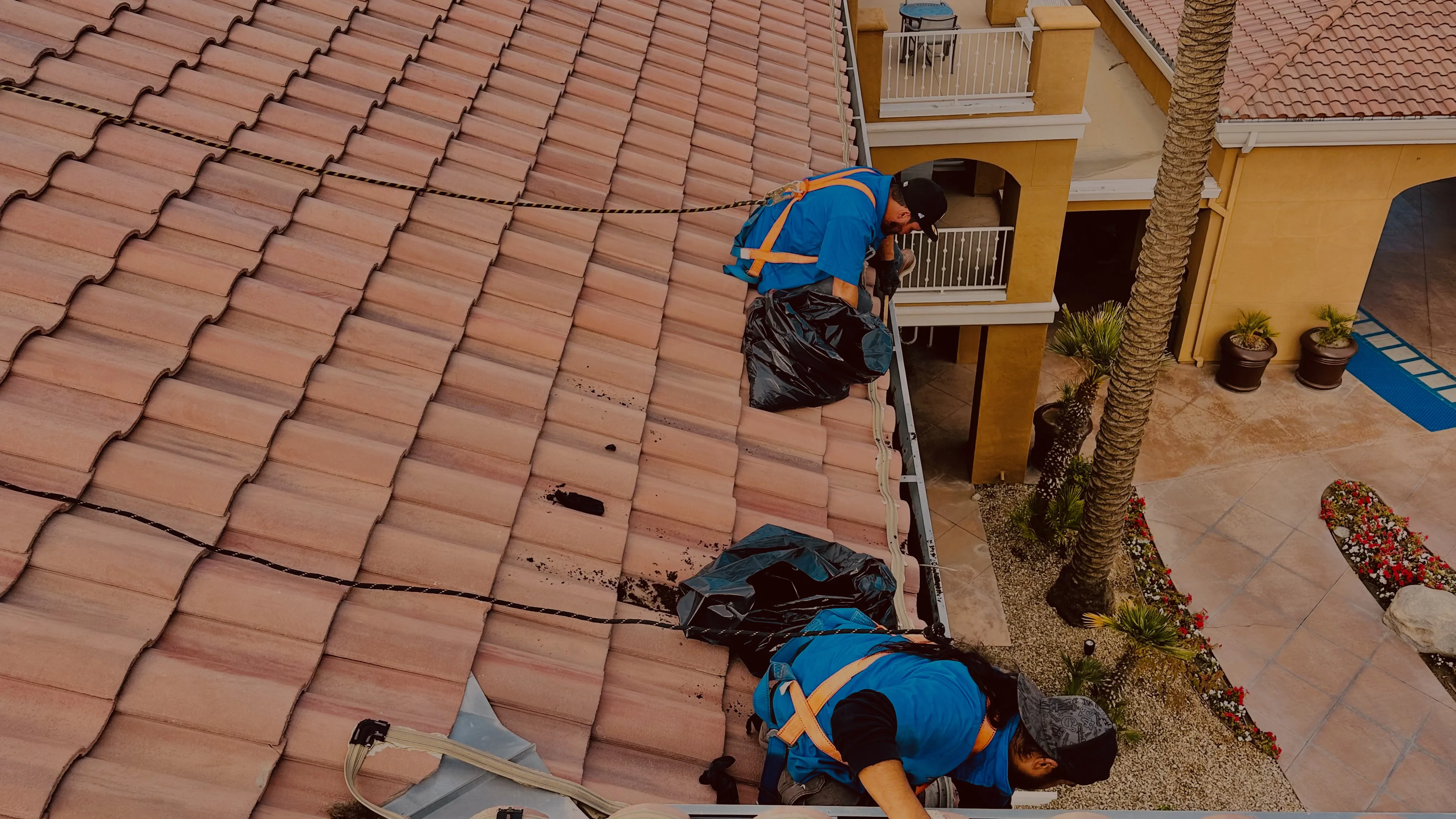 IMG_5637 2 gutter cleaning